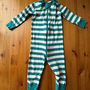 Hanna Andersson pajamas size 12-18 months